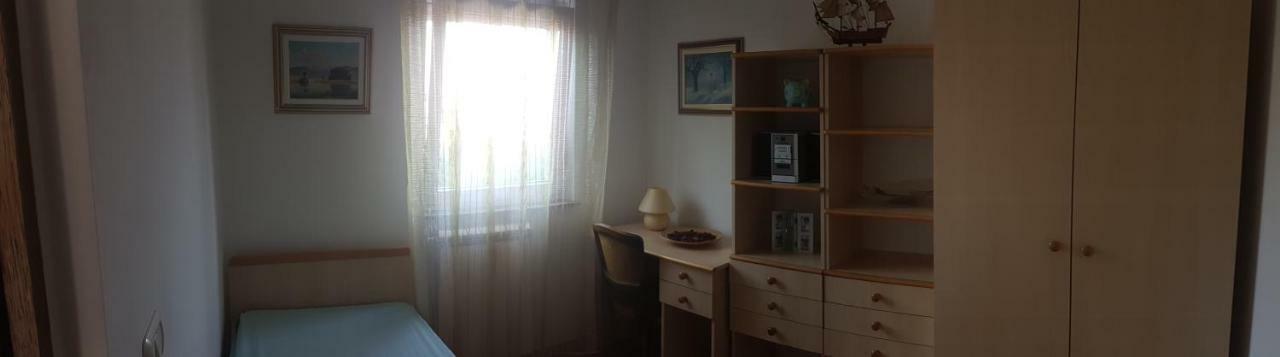 Alda Apartment Pula Luaran gambar